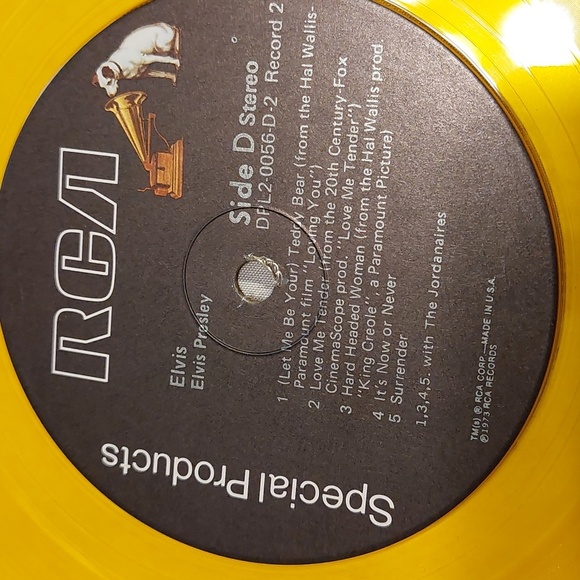 Elvis Limited Edition Commemorative Album - Picture 8 of 10